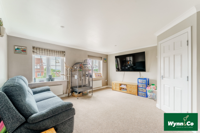 4 bed Town House for sale Image 11