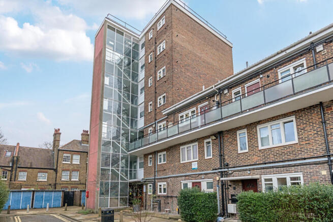 1424517-2-69aff8f...