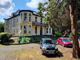Flat 3, Merrivale House, Crapstone Road, Yelverton PL20 6BT