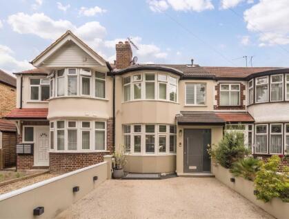 Thames Avenue, Ealing
