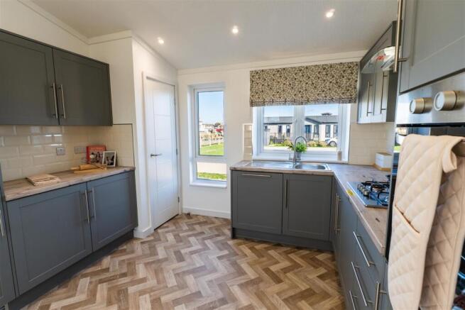Ferry Road photo 5