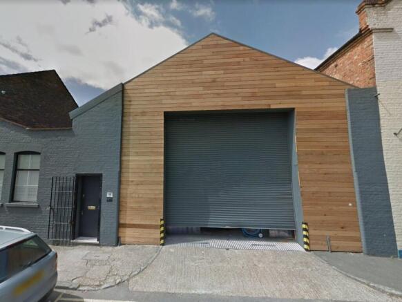 40 Brook Lane North (1).jpg