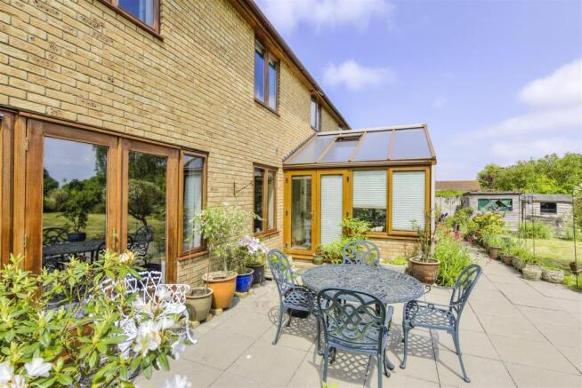 25 Spaldwick Road ph11.jpg