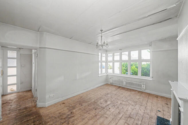35 Crombie Road, Sidcup, DA15 8AT