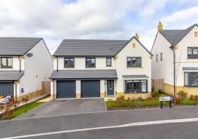 21, Keldy Gardens, Bramhope, Leeds LS16 9GA