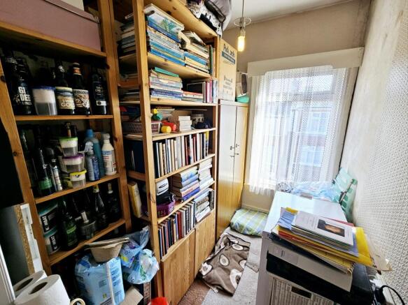4 bed Terraced for sale Image 12