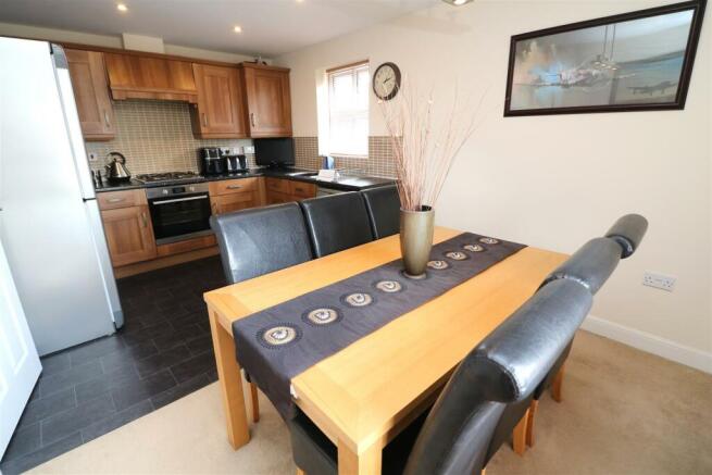 Kitchen dining room