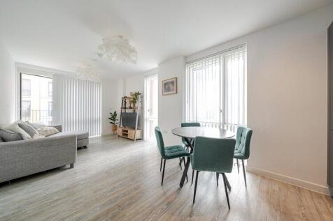 Huntington House, Welwyn Garden City, Hertfordshire, AL7