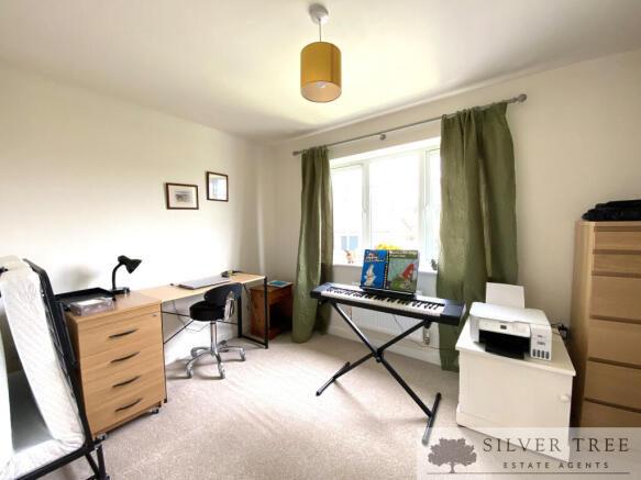 2 bed Semi-Detached for sale Image 8
