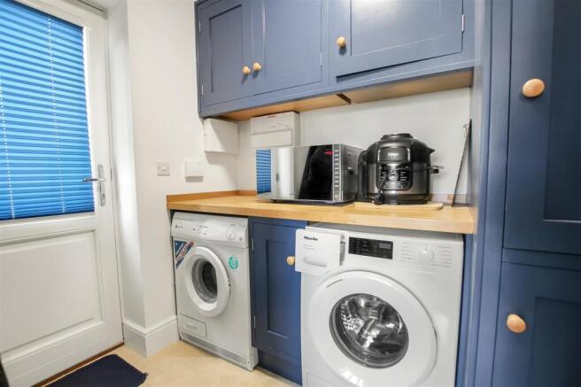 3 bed Detached for sale Image 10