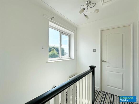 3 bed Semi-Detached for sale Image 10