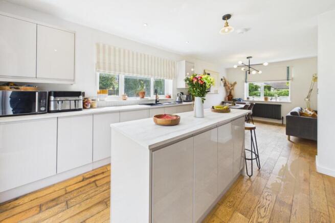 Kitchen/Breakfast Room