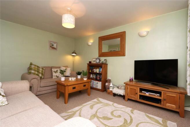 Living Room Pic 2