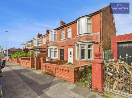 Westmorland Avenue, Blackpool, FY1