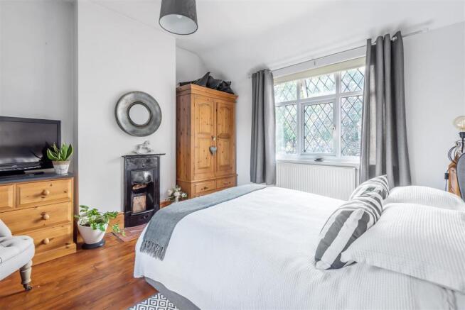 9 - Bedroom 2.jpg