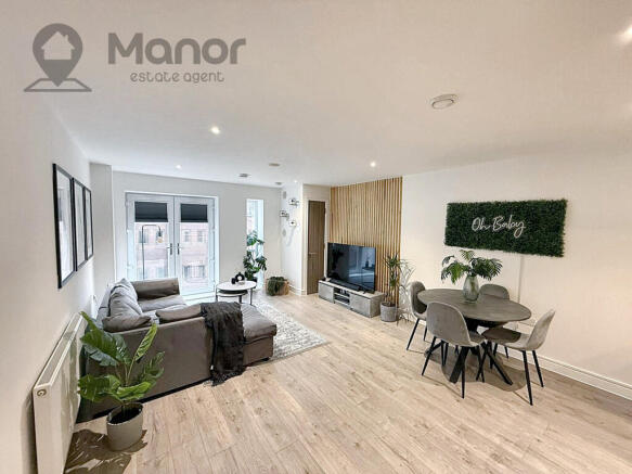 WhatsApp Image 2025-09-06 at 15.09.46