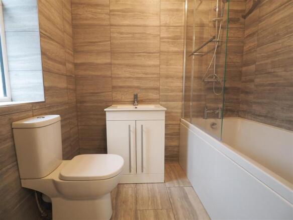 Re-Fitted Family Bathroom 719