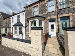 17b, Lord Street, Penarth CF64 1DD