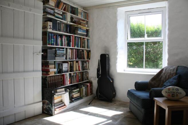 Photo 10