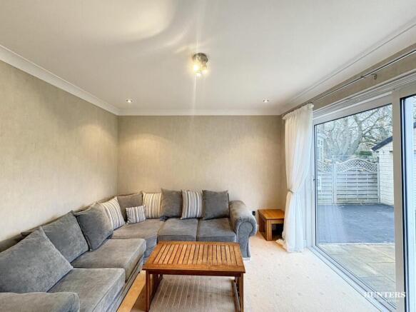 4 bed Detached for sale Image 2