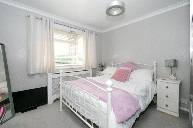 3 bed Bungalow for sale Image 7