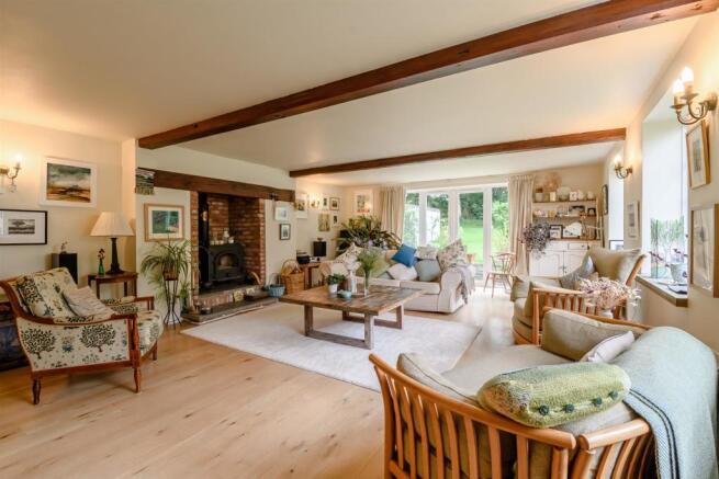 8474536-interior18.jpg
