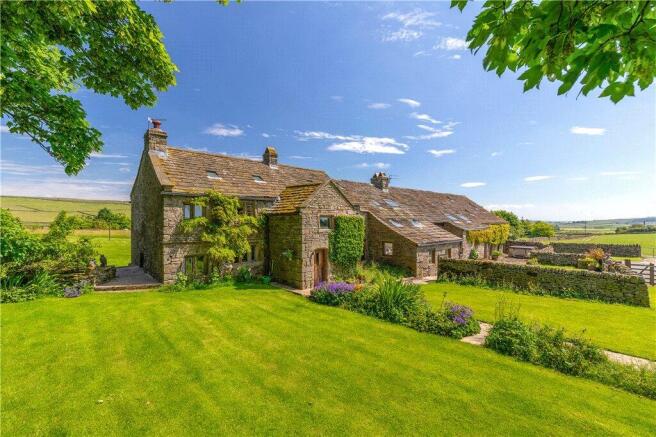 4 bed Barn Conversion for sale Image 7