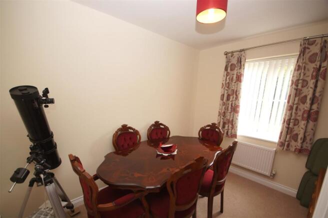 Dining Room or Bedroom 4.JPG