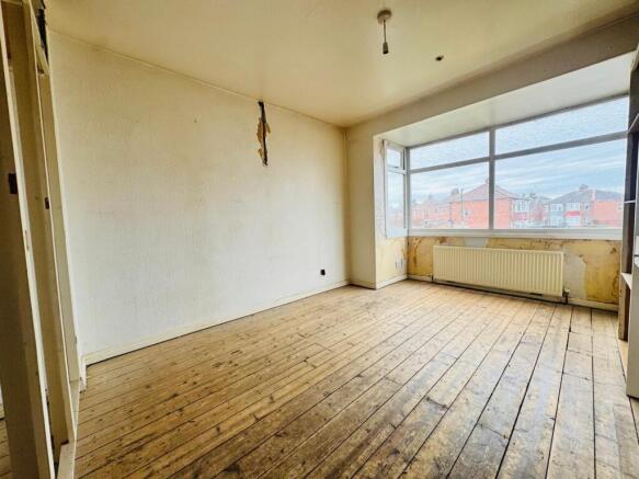 3 bed Semi-Detached for sale Image 6