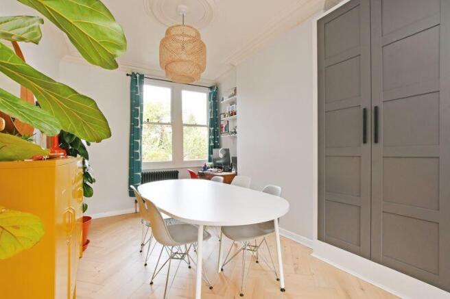 4 bed Terraced for sale Image 9