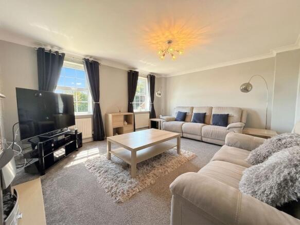 4 bed Terraced for sale Image 9