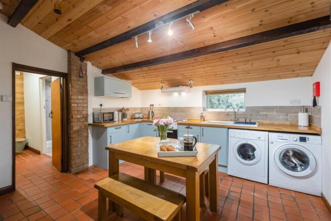 Wayside Cottage Kitchen-2.jpg