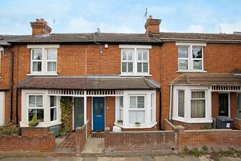 Denmark Street | Bedford | Beds | MK40 | generous size