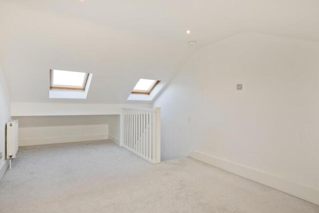 2 bed Semi-Detached for sale Image 8