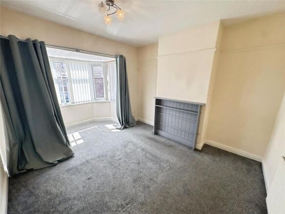 3 bed Semi-Detached to rent Image 7