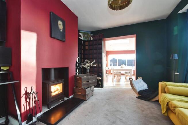4 bed Detached for sale Image 7