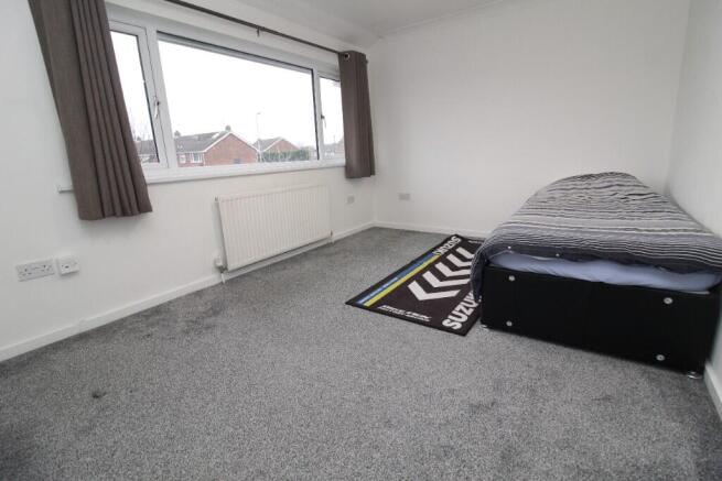 3 bed Semi-Detached for sale Image 12