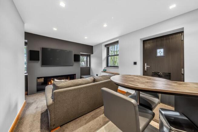 1 bed Semi-Detached for sale Image 8