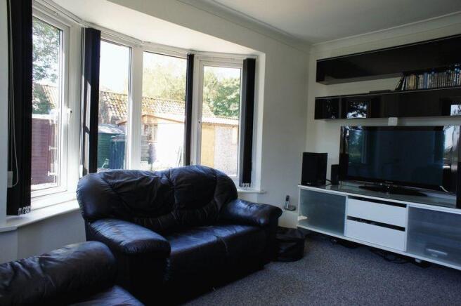 Lounge 2