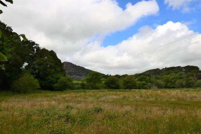 Views to Moel y Gest.jpg