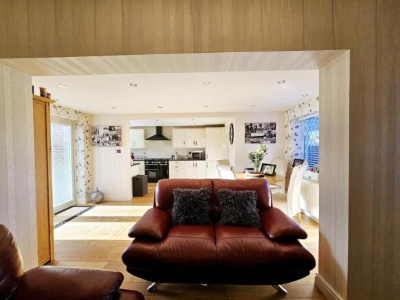 3 bed Detached Bungalow for sale Image 8
