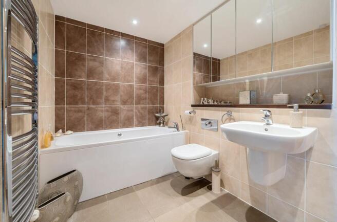 Bathroom and En-suite