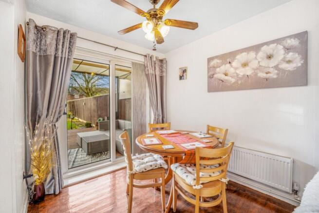 9 East Elloe Ave (Holbeach)-15