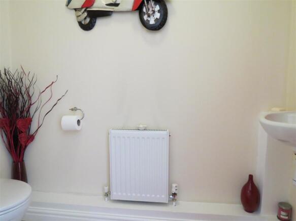Cloakroom/WC: