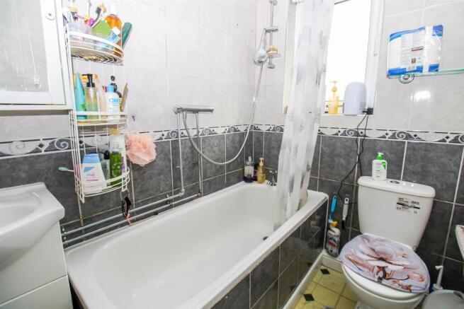 2 bed Semi-Detached for sale Image 6