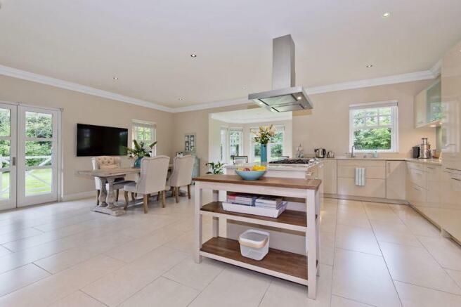 Kitchen/Family...