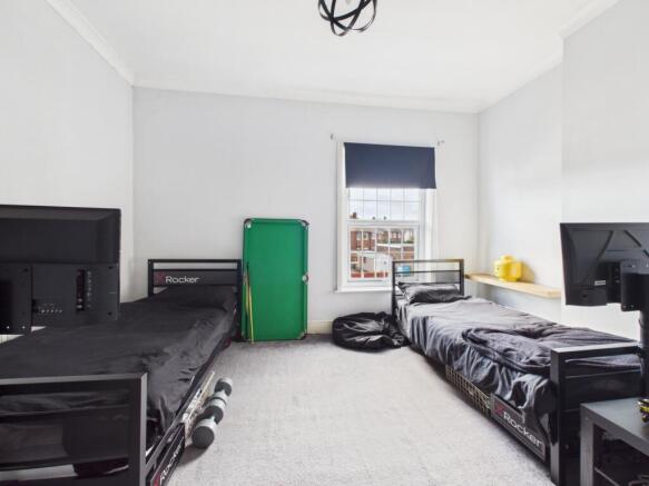 2 bed Terraced for sale Image 11
