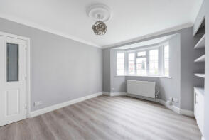 13, Amblecote Close, Grove Park, London SE12 9TP