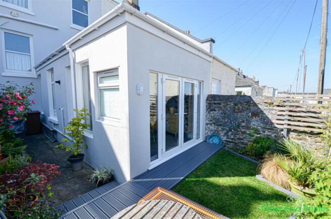 Front & Rear Garden