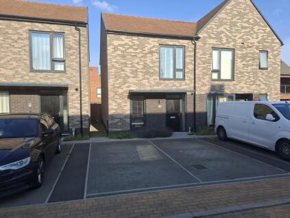 Goldcrest Close, Daventry, NN11